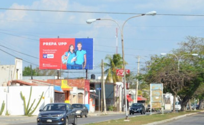 Calle Avenida Jacinto Canek, Colonia Bojórquez, Mérida, Yucatán, México