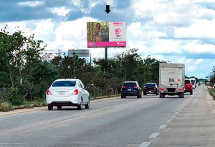 Espectacular en Calle Carretera Tulum - Cancún, Chacalal, Quintana Roo, México