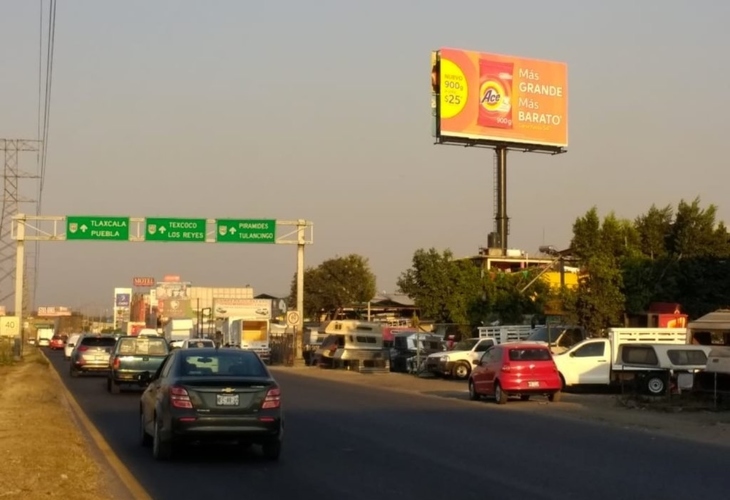 Espectacular en Calle Hidalgo, Colonia Llano de Morelos 2, Ecatepec de Morelos, Estado de México, México
