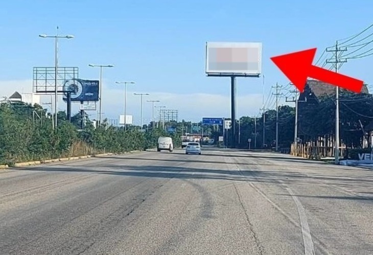 Espectacular en Calle Carretera Cancún - Tulum, Chacalal, Quintana Roo, México