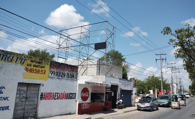 Calle Avenida Quetzalcoatl, Colonia Cortés Sarmiento, Mérida, Yucatán, Mexico