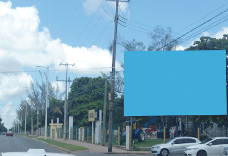 Espectacular en Calle Avenida Constituyentes del 74, Chetumal, Quintana Roo, Mexico